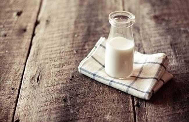 脱脂牛奶是什么牛奶？