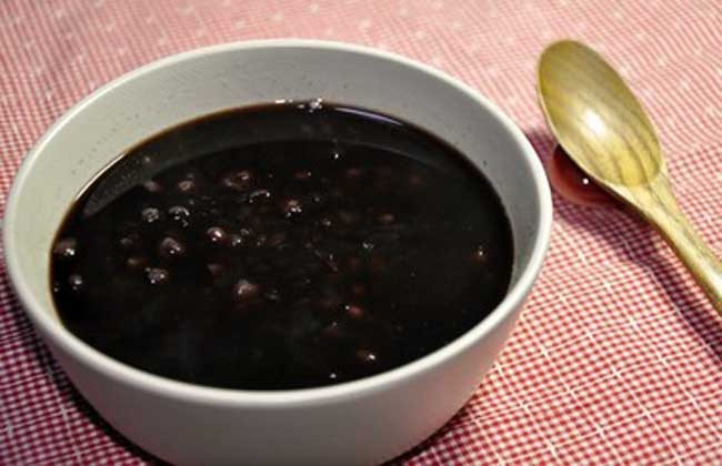 黑米红豆粥的功效和做法