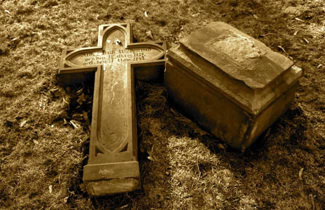 梦见坟墓是什么预兆？