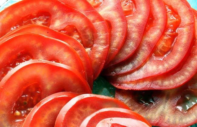 西红柿如何祛斑？