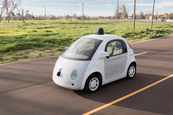 谷歌公司将按月公布无人驾驶汽车事故数据