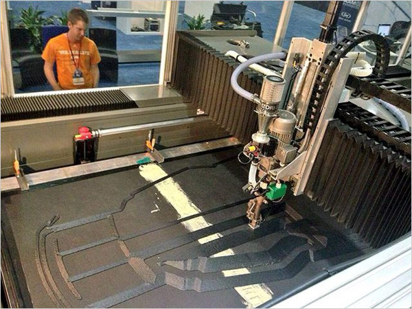 3D打印电动汽车过程全跟踪：44小时搞定!