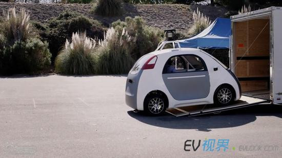 5年内面世 萌萌哒的谷歌无人驾驶汽车