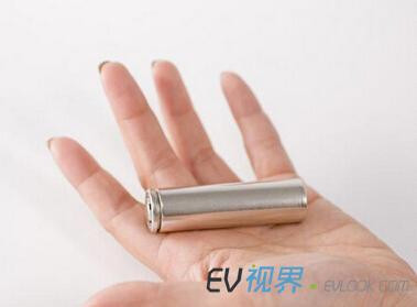 特斯拉新一代电池，尺寸比18650大圆筒形